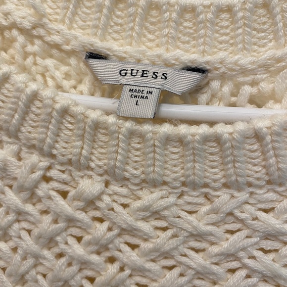 GUESS Sweater - Picture 2 of 2